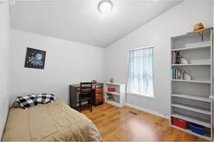 621 Westlog St, Yoncalla, OR 97499 - Photo 14