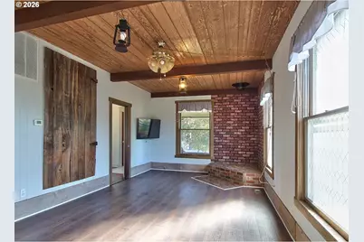 489 S 18th Ave, Cornelius, OR 97113 - Photo 8