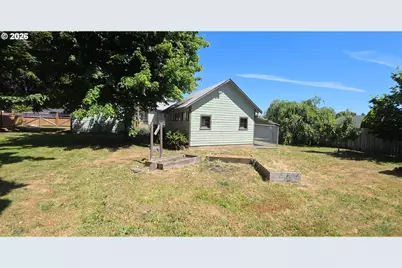 489 S 18th Ave, Cornelius, OR 97113 - Photo 26