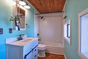 489 S 18th Ave, Cornelius, OR 97113 - Photo 18