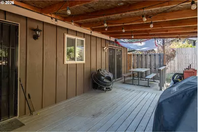 441 E Sixth Ave, Sutherlin, OR 97479 - Photo 38
