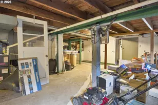 693 NE Winchester St, Roseburg, OR 97470 - Photo 32