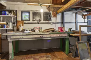 693 NE Winchester St, Roseburg, OR 97470 - Photo 36