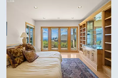 1153 SW Fairfax Pl, Portland, OR 97225 - Photo 12