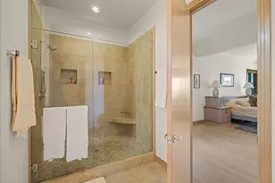 1153 SW Fairfax Pl, Portland, OR 97225 - Photo 14
