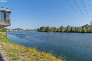 743 Marine View Dr, Longview, WA 98632 - Photo 38