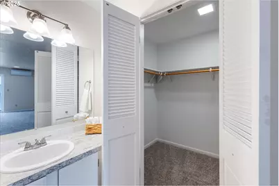 743 Marine View Dr #8, Longview, WA 98632 - Photo 24