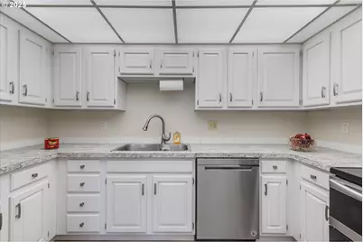 743 Marine View Dr #8, Longview, WA 98632 - Photo 16