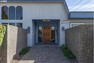 743 Marine View Dr #8, Longview, WA 98632 - Photo 6