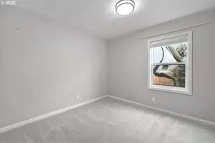 3588 Sisters View Ave, Eugene, OR 97401 - Photo 18