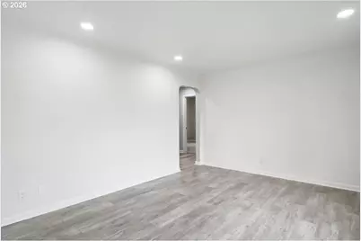3588 Sisters View Ave, Eugene, OR 97401 - Photo 14