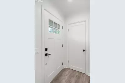 3588 Sisters View Ave, Eugene, OR 97401 - Photo 4