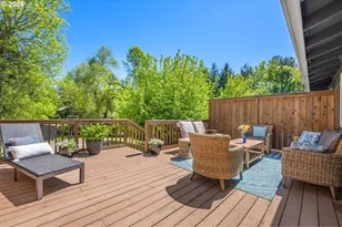 8370 SW 74th Ave, Portland, OR 97223 - Photo 10