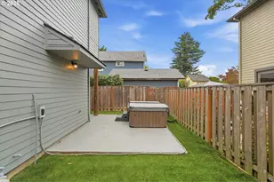 4588 NE Cleveland Ave, Portland, OR 97211 - Photo 30