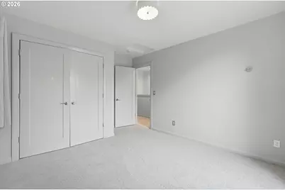 4588 NE Cleveland Ave, Portland, OR 97211 - Photo 24