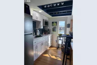 11860 N Jantzen Dr, Portland, OR 97217 - Photo 16