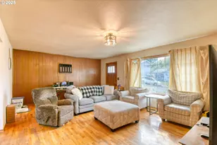 3307 SW Kirk Ave, Pendleton, OR 97801 - Photo 4