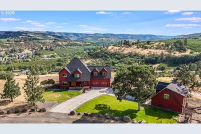 1306 Hermits Way, The Dalles, OR 97058 - Photo 2