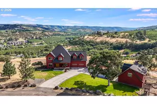 1306 Hermits Way, The Dalles, OR 97058 - Photo 2