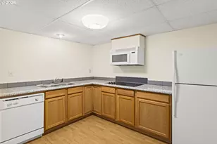 13187 NW Burton St, Portland, OR 97229 - Photo 36