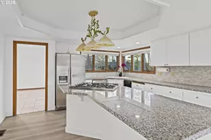 13187 NW Burton St, Portland, OR 97229 - Photo 12