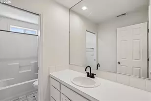 9730 SE Plover Dr, Happy Valley, OR 97086 - Photo 30