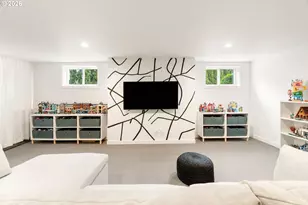 2735 SW Talbot Rd, Portland, OR 97201 - Photo 36