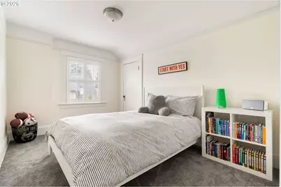 2735 SW Talbot Rd, Portland, OR 97201 - Photo 30