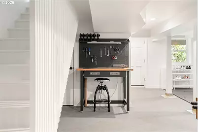 2735 SW Talbot Rd, Portland, OR 97201 - Photo 38