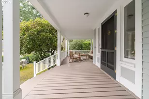 2735 SW Talbot Rd, Portland, OR 97201 - Photo 42