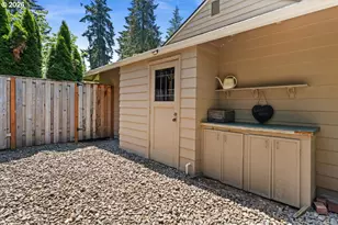 5329 Charleton Ct, Lake Oswego, OR 97035 - Photo 38