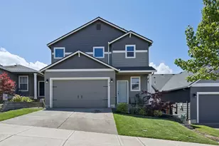 976 NE Trillium Dr, Estacada, OR 97023 - Photo 46