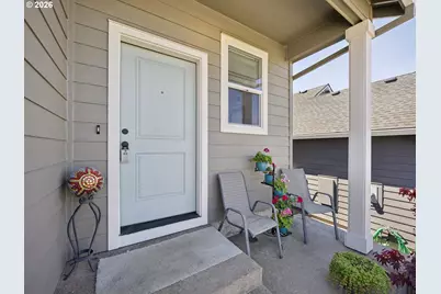 976 NE Trillium Dr, Estacada, OR 97023 - Photo 6