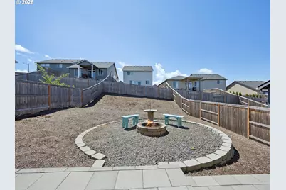 976 NE Trillium Dr, Estacada, OR 97023 - Photo 42