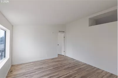 997 Wind Meadows Way #64, Salem, OR 97301 - Photo 4