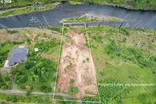 35220 N Santiam Hwy SE, Gates, OR 97346 - Photo 1