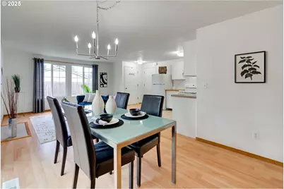 7443 SE 63rd Ave, Portland, OR 97206 - Photo 8