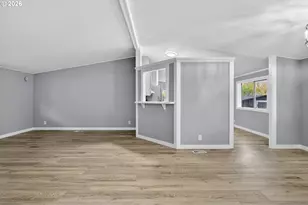 1500 NE Gabriela Ct, Salem, OR 97301 - Photo 4