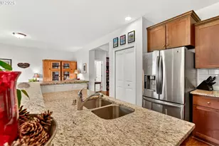 857 N Helens Vw Dr, Ridgefield, WA 98642 - Photo 14