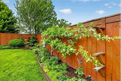 857 N Helens View Dr, Ridgefield, WA 98642 - Photo 34