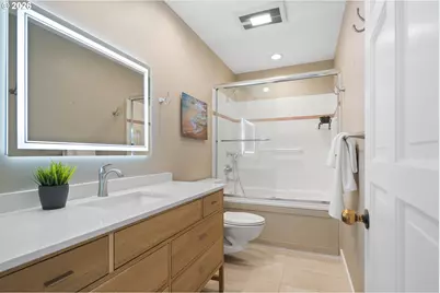 2211 SW 1st Ave #1503, Portland, OR 97201 - Photo 30