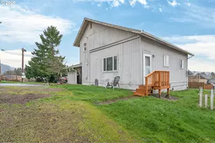 410 SW Mill St, Sheridan, OR 97378 - Photo 6