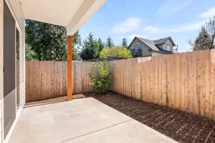 5868 N Missouri Ave, Portland, OR 97217 - Photo 12