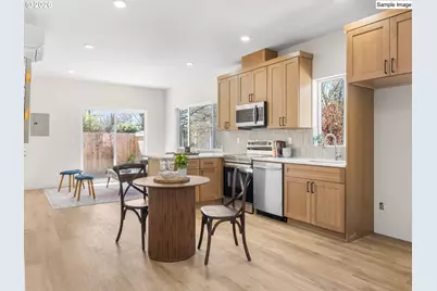 5868 N Missouri Ave #5, Portland, OR 97217 - Photo 2