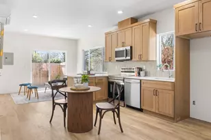 5868 N Missouri Ave, Portland, OR 97217 - Photo 2