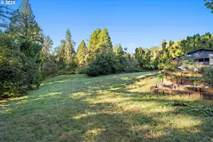 12802 SE Knapp St, Portland, OR 97236 - Photo 30