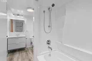 12802 SE Knapp St, Portland, OR 97236 - Photo 20