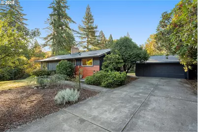 12802 SE Knapp St, Portland, OR 97236 - Photo 1