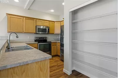 2439 SE 63rd Way, Hillsboro, OR 97123 - Photo 10