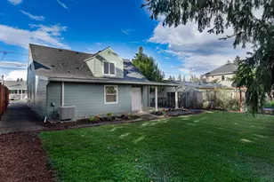 7020 SE Clatsop St, Portland, OR 97206 - Photo 36